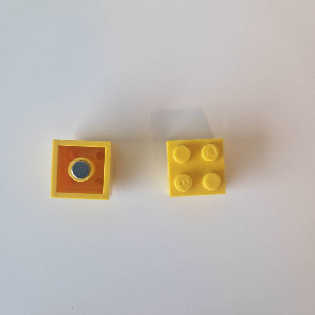 Lego Magnet